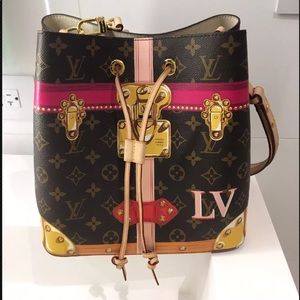 Louis Vuitton Neonoe Summer Trunk